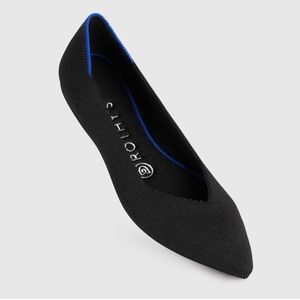 Rothys Pointed Toe Flats size 6.5